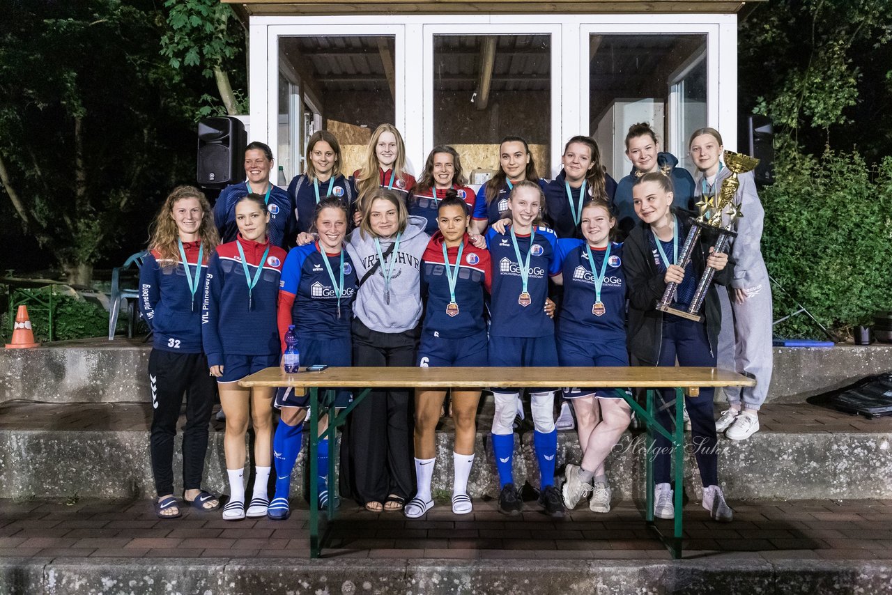 Bild 102 - Loewinnen Cup
